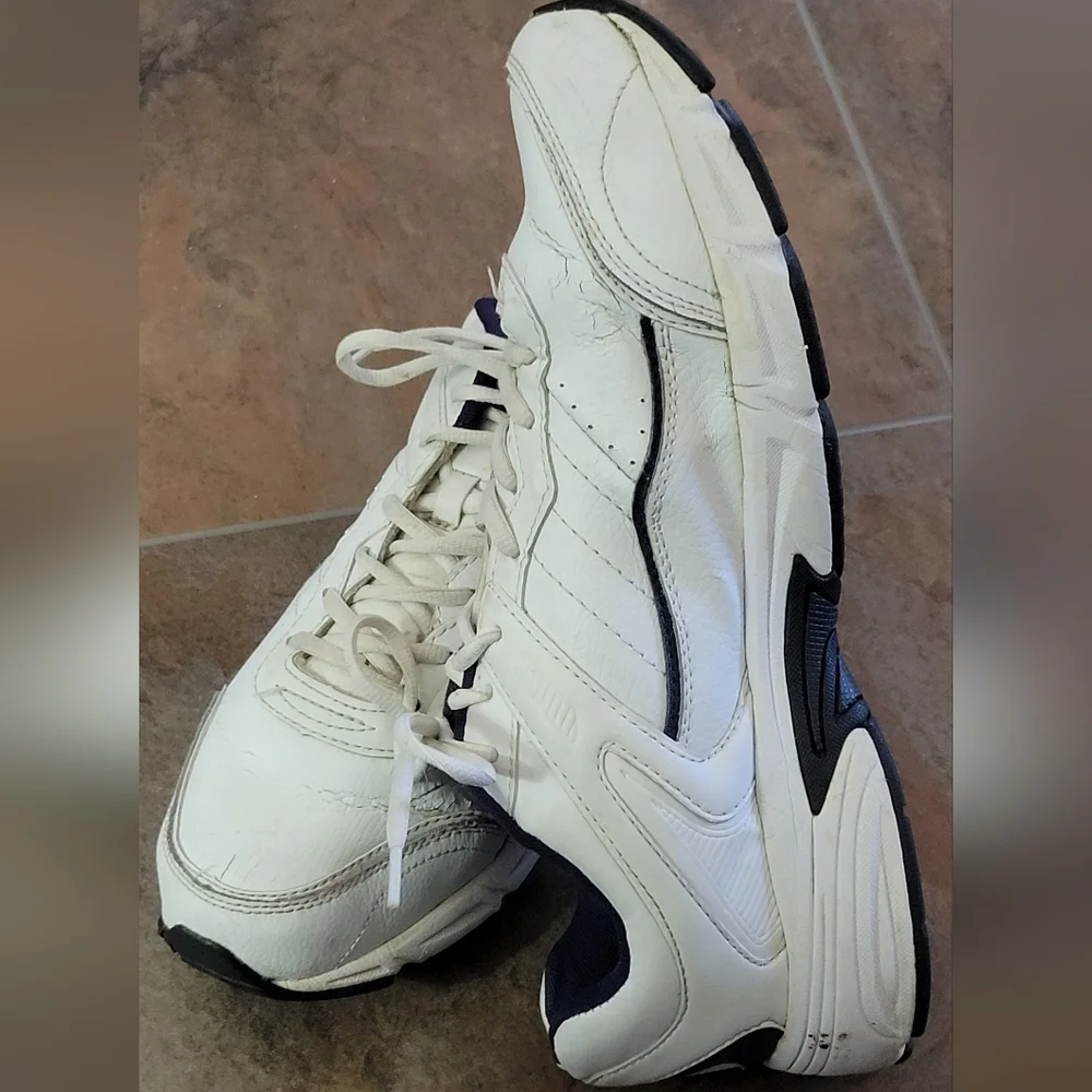 Fila Men's White Athletic Shoes Size 12